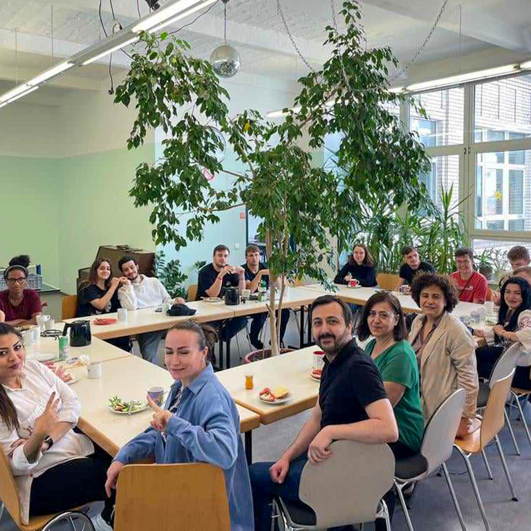 Gemeinsames wöchentliches Frühstück